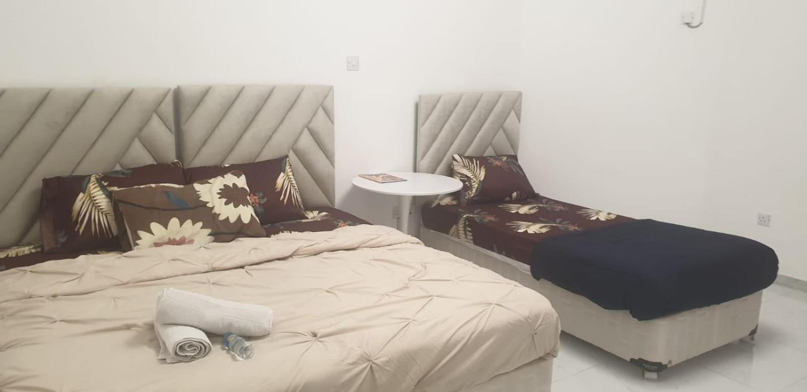 International Abu-Dhabi Hostel Villa Abu Dhabi Luaran gambar